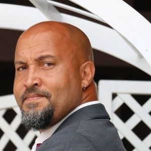 Meet your Posher, Tye